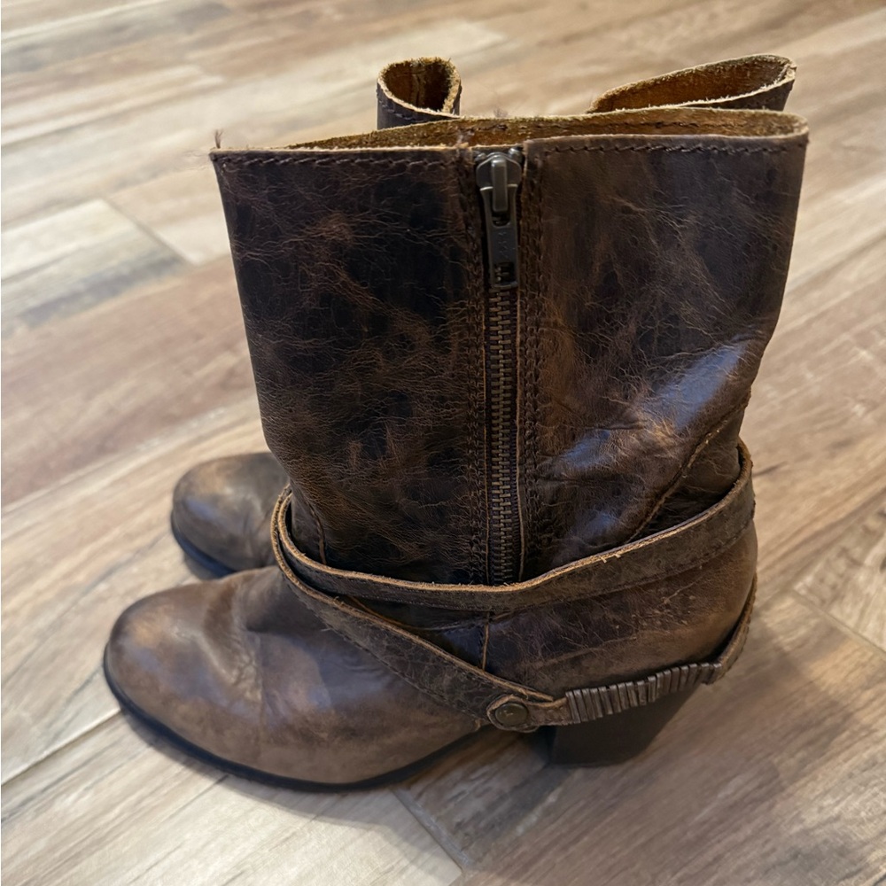 Corral Rosalie Ankle Boot - Picture 4 of 8
